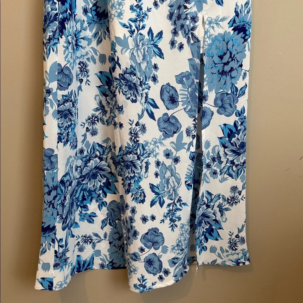 NWOT- Petal & Pup Yelena Dress, Blue, Size 4 - Picture 8 of 12